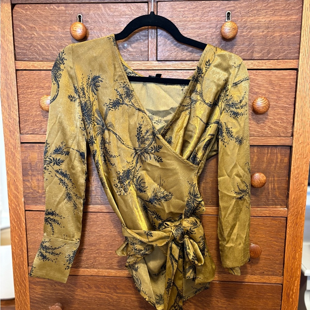 Wrap Top - Picture 2 of 2